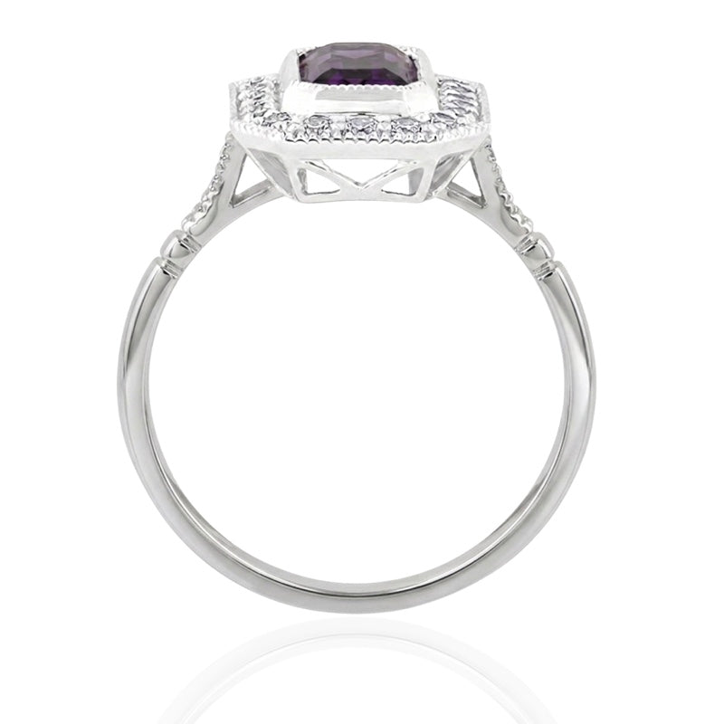 R-25201-AM-W  Diamond & Amethyst Vintage Ring