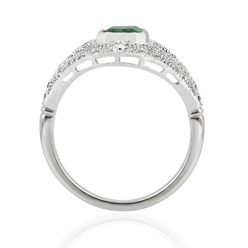 R-25202-EM-W  Diamond & Emerald Vintage Ring