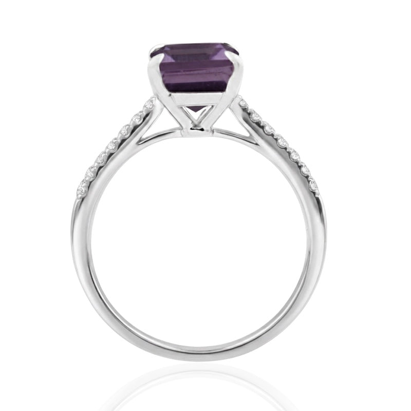 R-44649-AM-W  Diamond & Amethyst Dress Ring